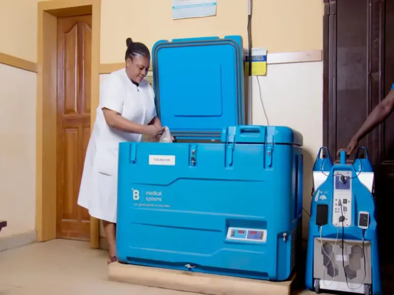Choosing the Right Solar Refrigerator for Remote Clinics
